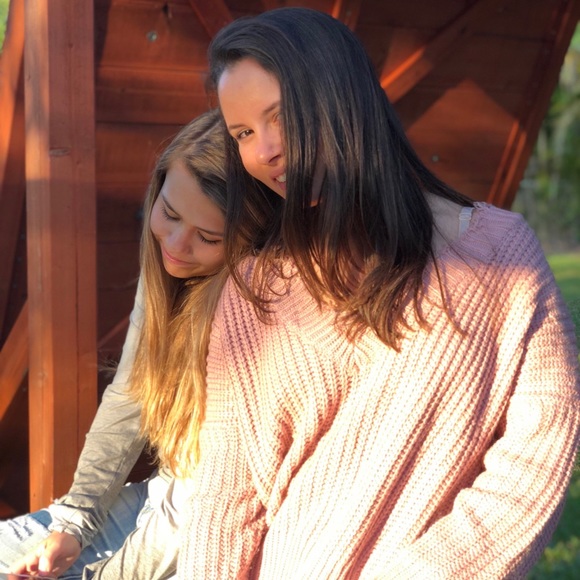 Meet your Posher, Ana - Picture 1 of 1